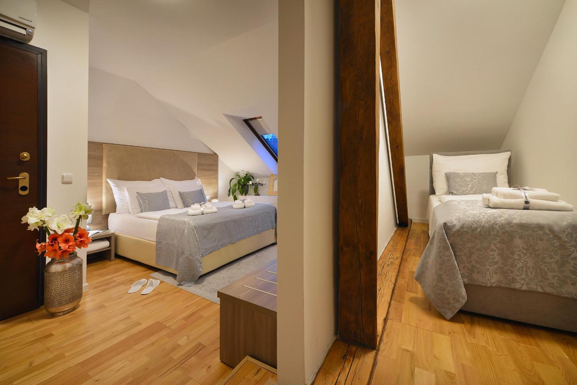 Apart-hotel Old Town By Little King